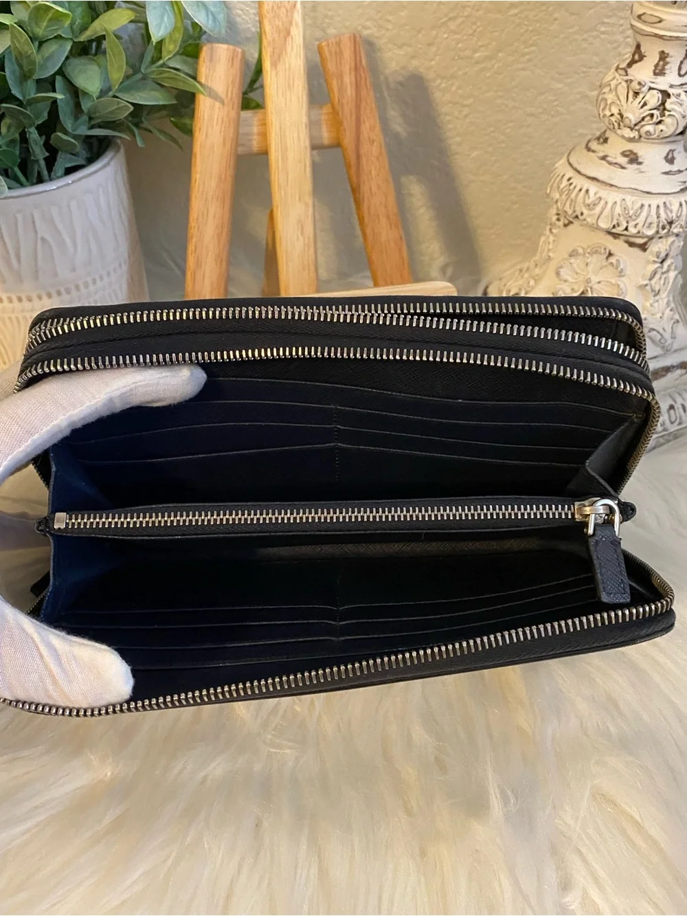 PRADA Unisex Saffiano Double Zip Travel Organizer/ Clutch Wallet with Stripe
